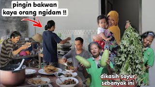 Wanting To Have A Rich Bakwan That People Dream Of  Cooking Vegetables From Grandma Tengteng