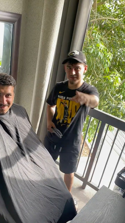 Giving my most loyal client a clean fade @Spiffs323 🔥👌🏾