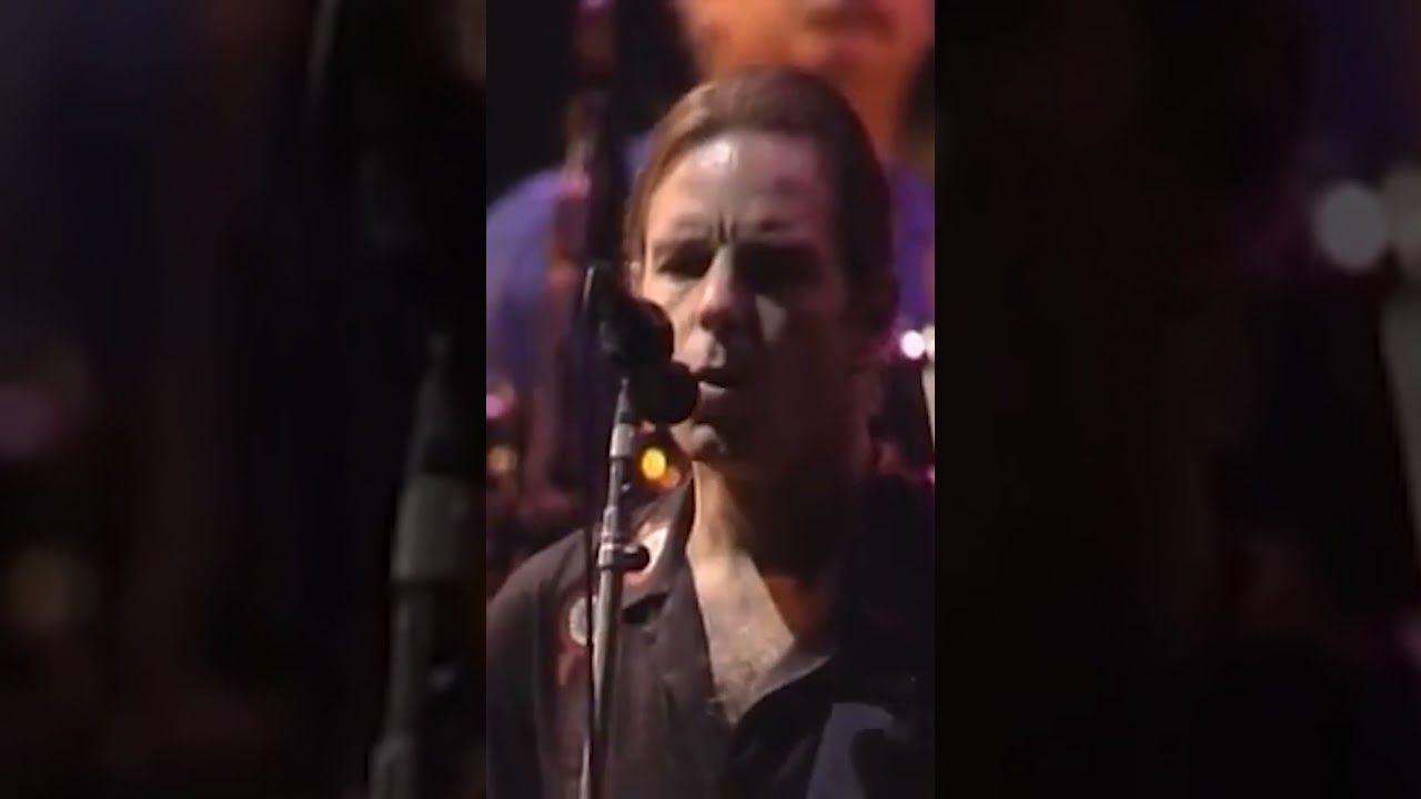 Ramble on, baby, settle down easy 🌹 - YouTube