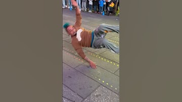 Times Square’s breakdance, New York City breakdancing! #shorts #nyc #timessquare #entertainment