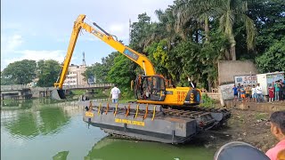 amphibious excavator /amphibious degreder/pontoon excavator / floating excavator   perform dredging