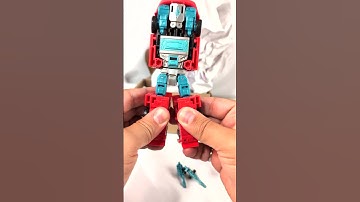 #ConversionConvo #Transformers #LegacyEvolution #ToxitronCollection #G2Universe #Deadend #Short