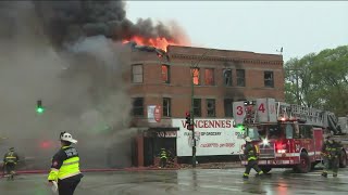 2 firefighters injured in extra-alarm fire on South Side