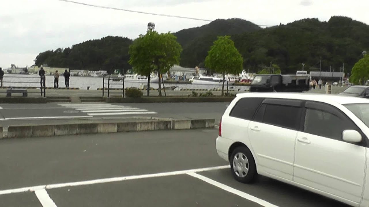 以前の女川港と女川駅
