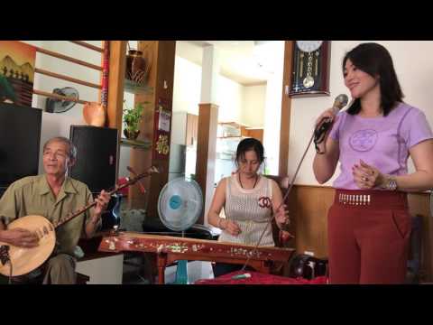 A Vietnamese traditional song called: Floating water-ferns and wandering clouds