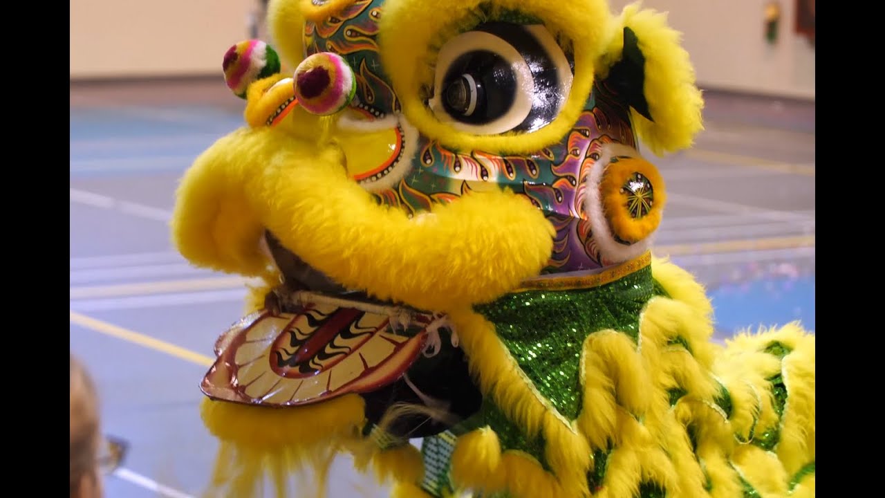 Chinese New Year Dragon Dance (G1-5) 2020 - YouTube
