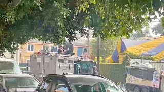 Suspect barricades in fumigated Hyde Park home