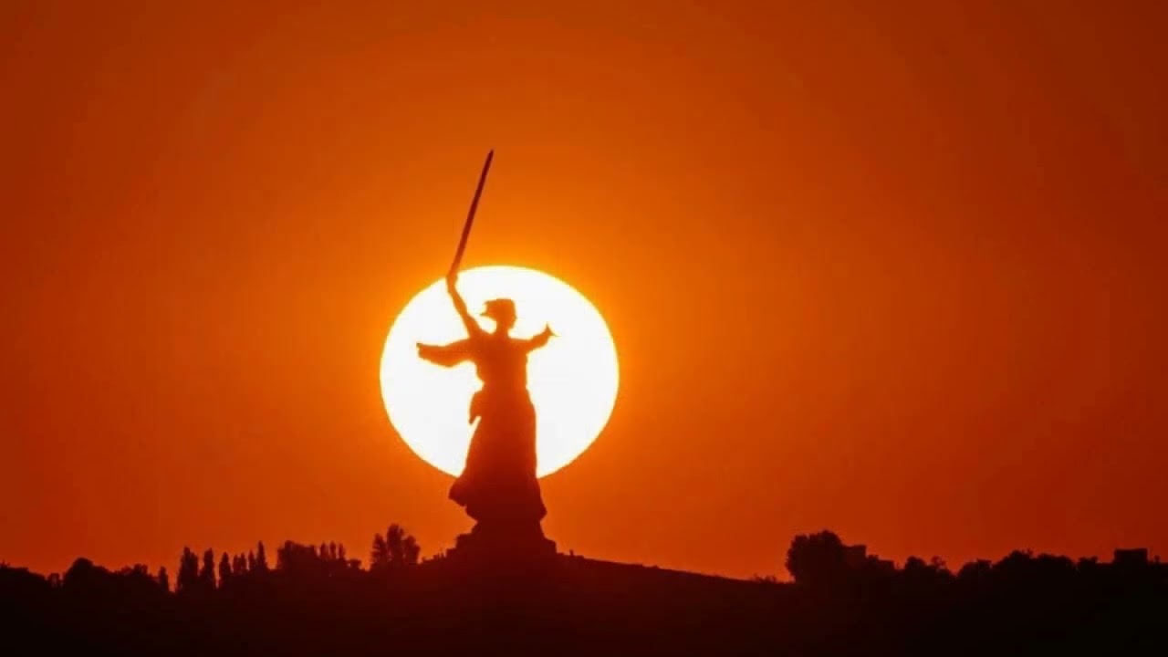 Сталинград А Жаров - YouTube