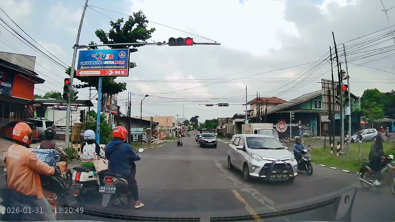 POV Driving Indonesia | Surakarta | Warung Steak Nusukan - Underpass Joglo - SMA Negeri 8