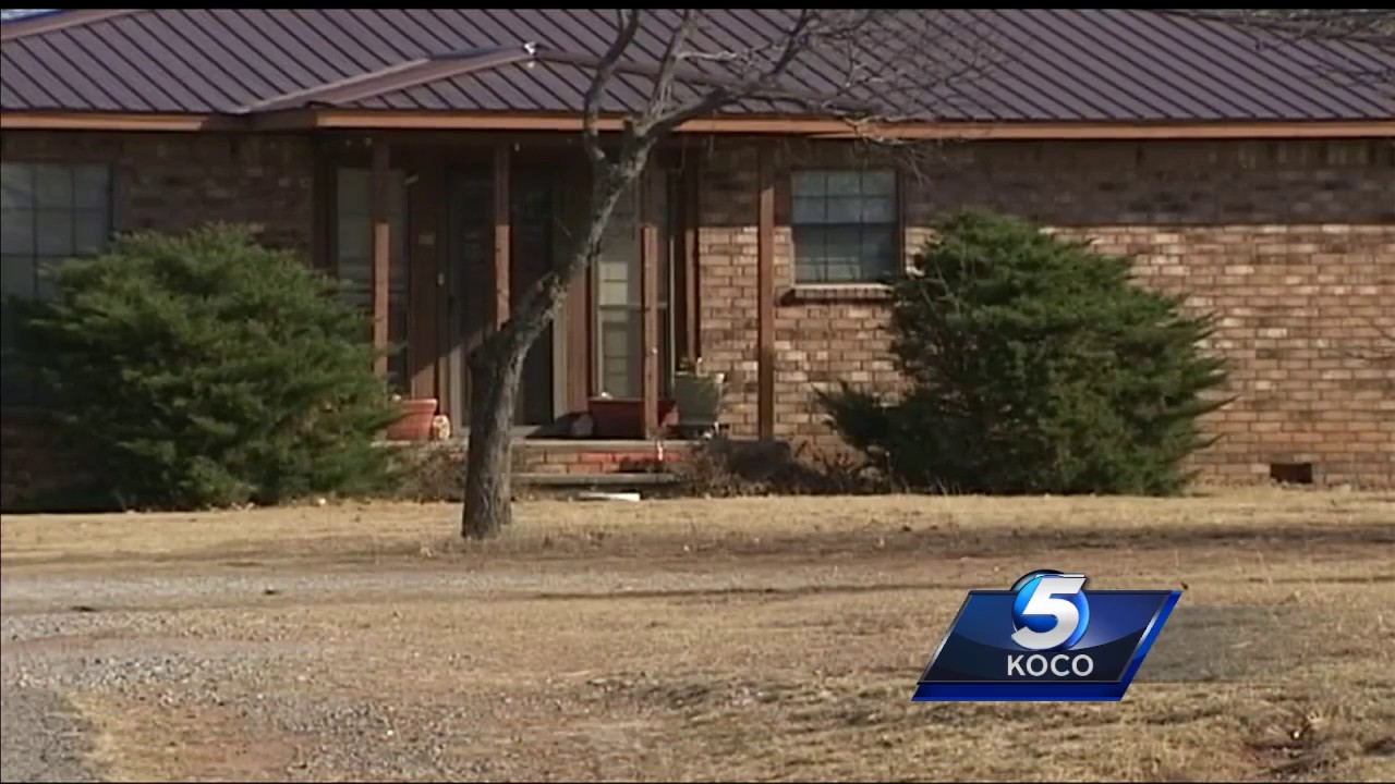Garvin Co. man to remain in jail after shooting woman - YouTube