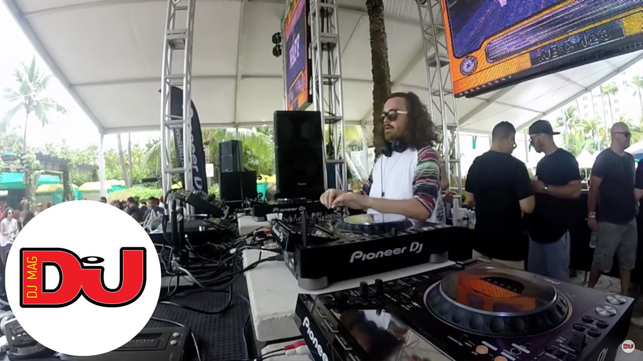 pistol Serrated bladre wAFF LIVE techno DJ Set at Sunday School Pool Party in Miami - YouTube