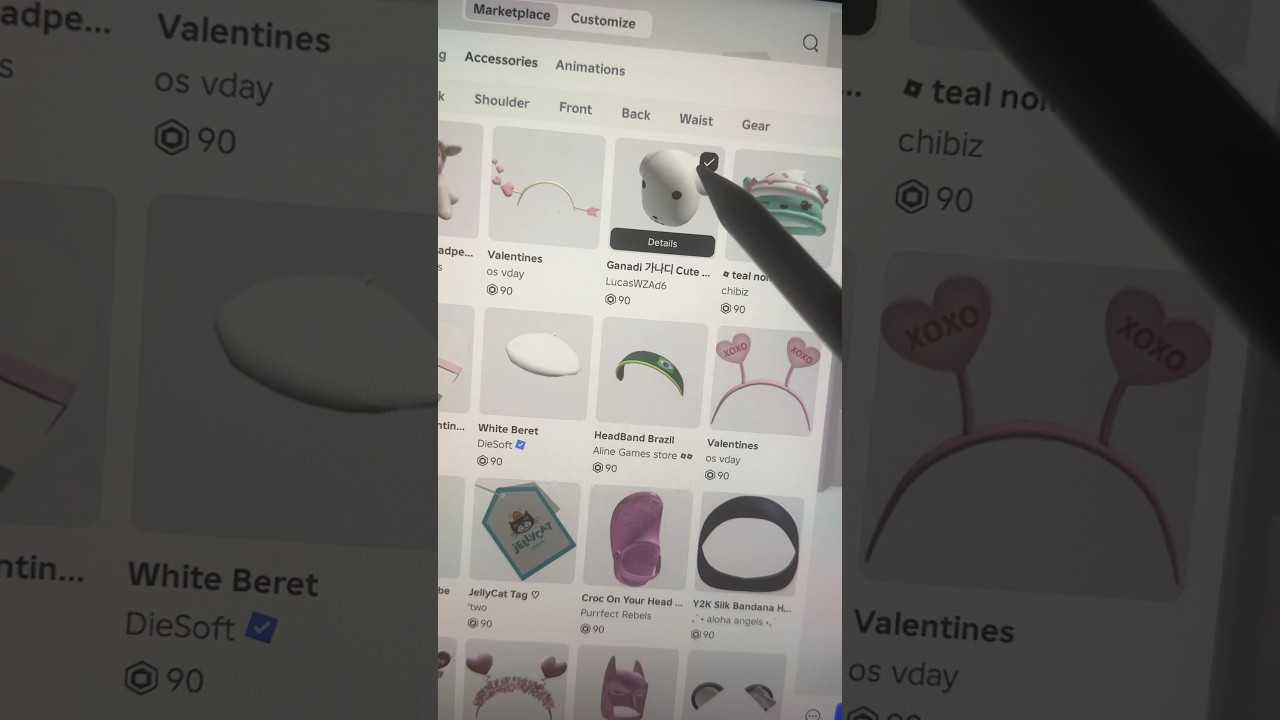 It’s…something-🤨😔🫣 #roblox #robloxshorts