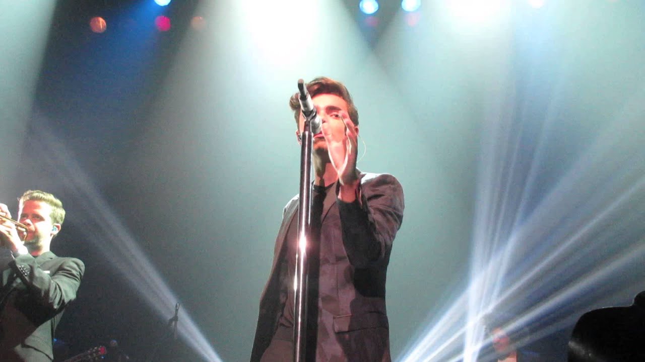 Nathan Sykes performing Intro and Twist NYC 7/22
