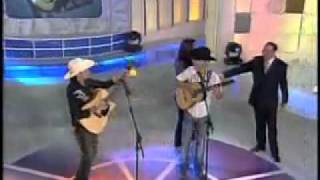Pagode, Linha de Frente, Chora Viola - Mayck e Lyan