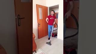 Ayak Altında Dolanmayın