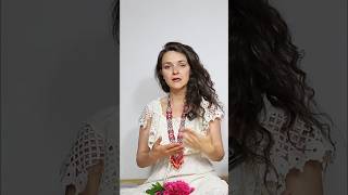 Menstruation als Transformierung des Ahnenschmerzes  #shorts