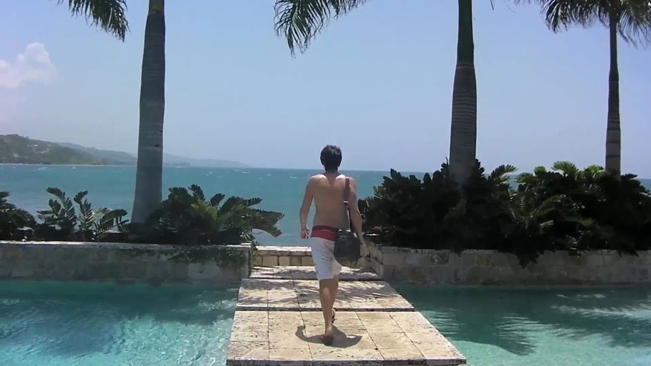 Underwater Lion Roar - JAMAICAAAAAAA

Me and Dan have been in Jamaica this week! A lot of you were tweeting asking what we were doing so here is a little update :3

Thanks to: http://