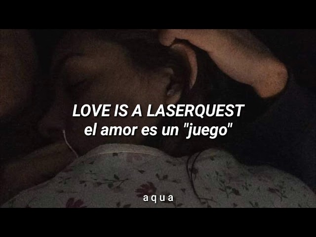 Love is a laserquest-Arctic monkeys (Español/Inglés) L Y R I C S class=
