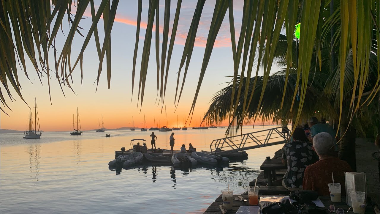 Sailing Huahine you Beauty! Boxy the pet puffer fish and THE yacht club!