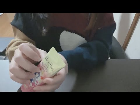 【ASMR】基礎化粧品をネイルタッピング　nail tapping