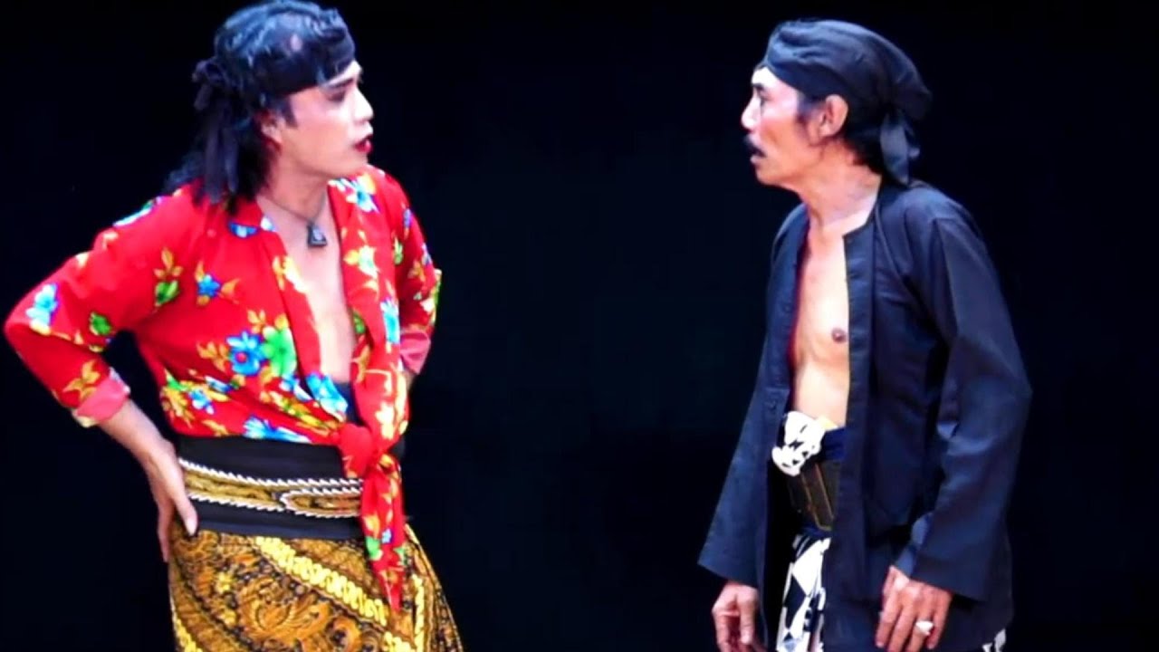 TOBAT NYA PREMAN KAMPUNG YG TAK KENAL AGAMA PERGI KE PONDOK PESANTREN   PATI