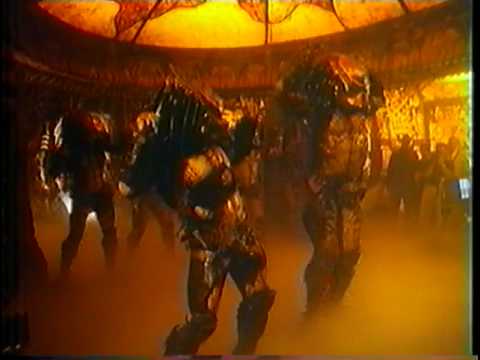 Predators dancing Locking Predator (Locker Lionel Douglass aka Big D.