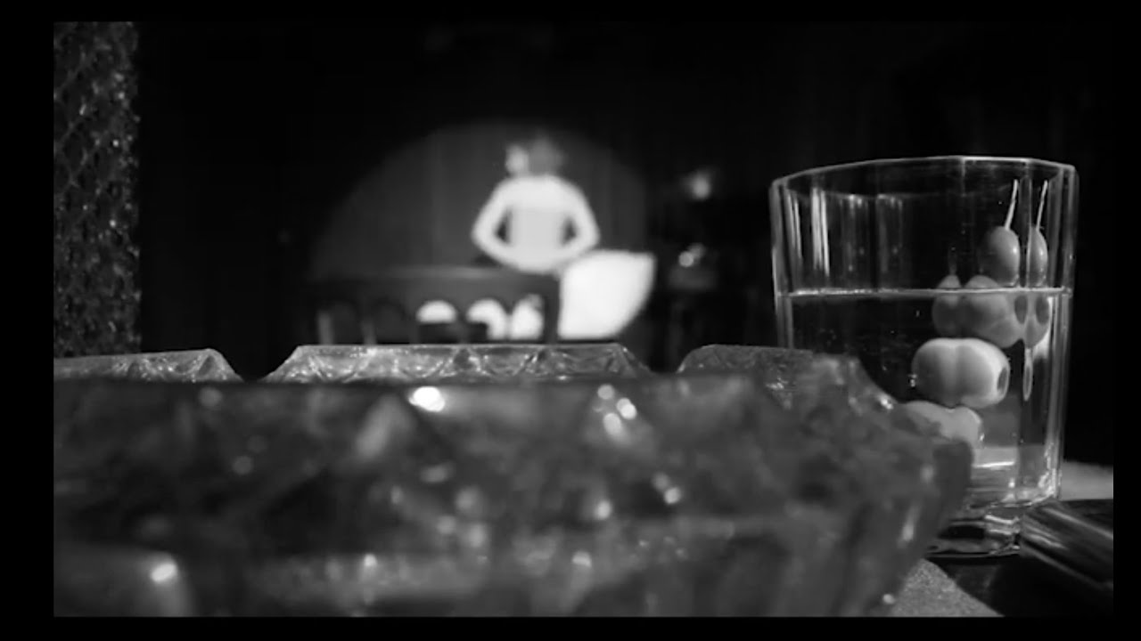 Assista a le_mol - Hands (Official Video) no YouTube Assista a le_mol - Hands (Official Video) no YouTube