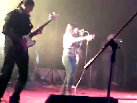 hadiqa singing ranjhan live