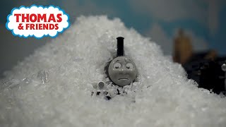 Oliver Crashes Into A Snowman - Snow Engine - Bachmann Scene Remake