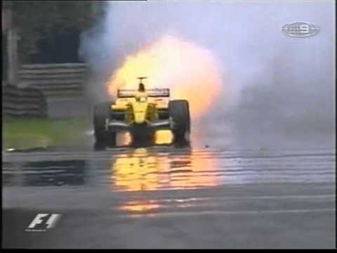 F1 or rocket? Fisichella massive explode (Spa 2002)