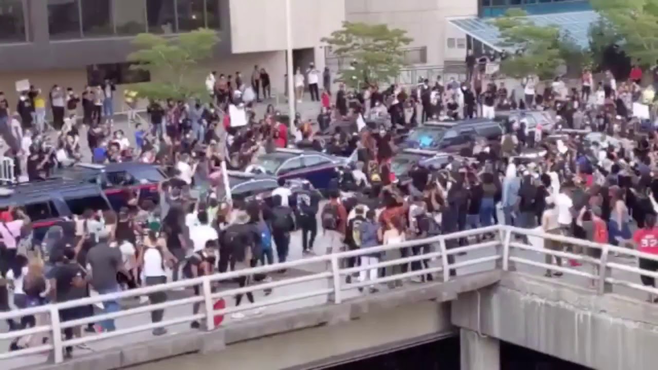 Riot in Atlanta - YouTube