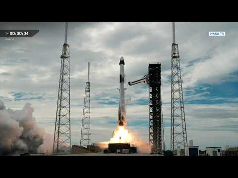 SpaceX launches 4 astronauts to ISS