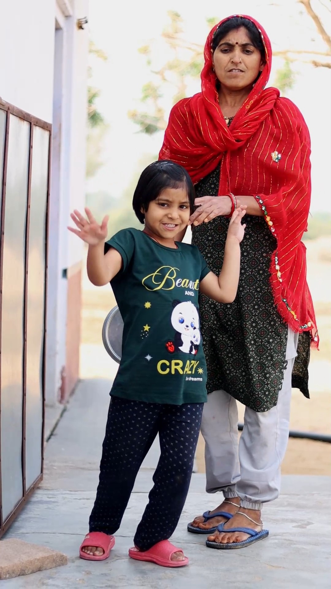 Maa ne mansi ko kyu mara ?? #shorts #maa #prank #sad