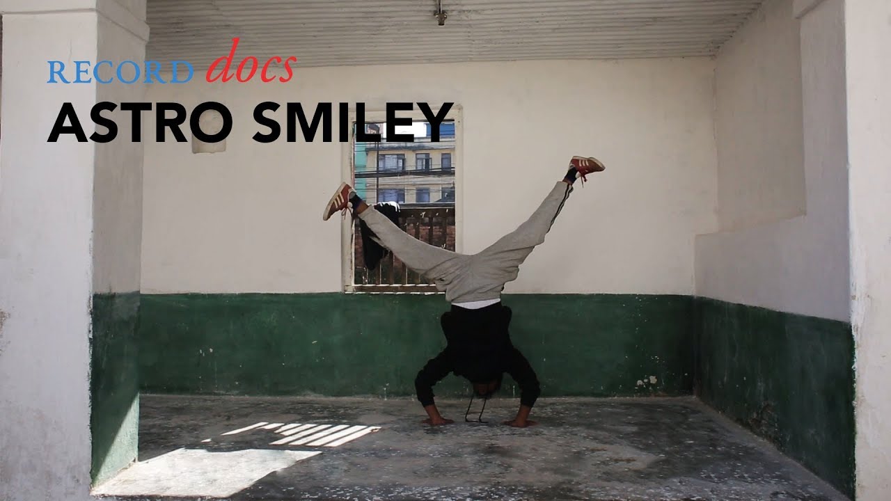 Astro Smiley - YouTube