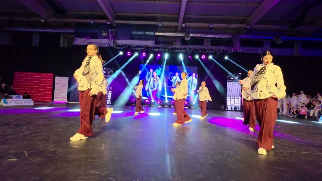 RAKIETKI szkoła tańca Kosmos 