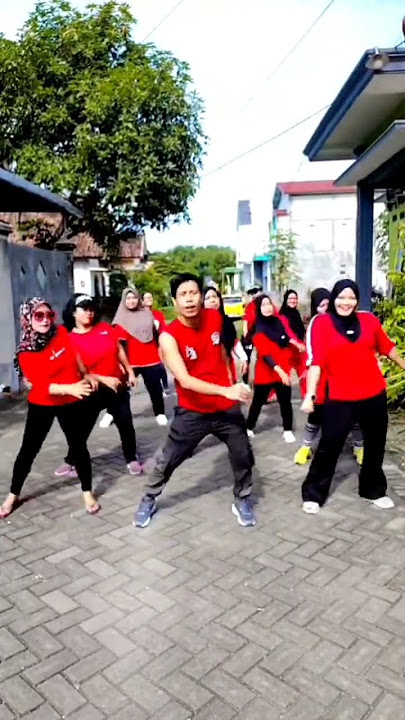 katanya cinta tak butuh rupa#dance #teamhebalife