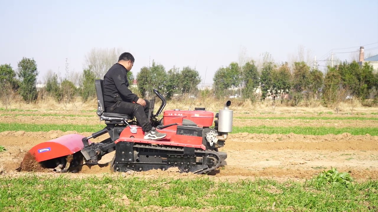 crawler mini tractor 35hp tilling in the fields