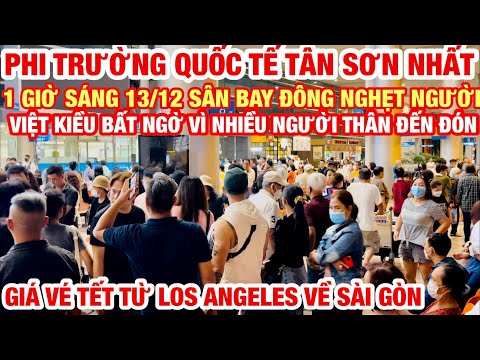 Video NGỠ NGÀNG SÂN BAY TÂN SƠN NHẤT ĐÔNG NGHẸT NGƯỜI LÚC 1... - youtube