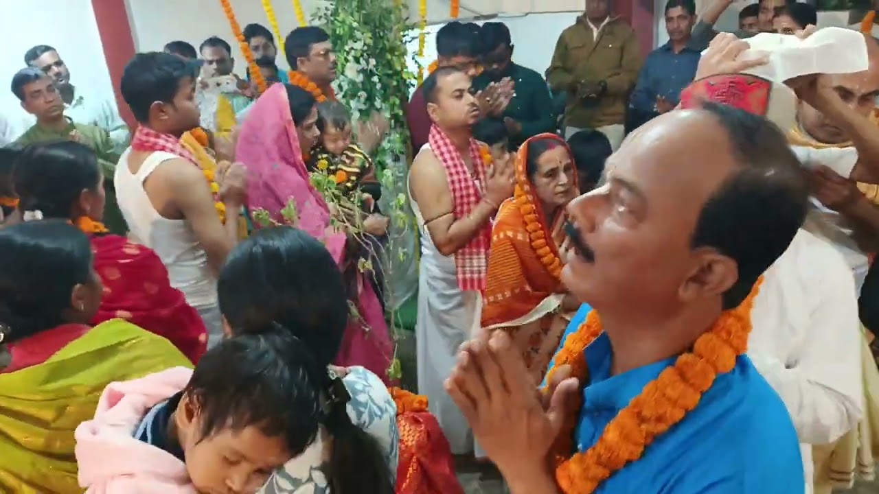 শ্রী শ্রী ব্রজবিহারী গোস্বামীদেবের 92তম শুভ জন্ম উৎসবের কীর্তন সমাপনের মুহূর্ত....জয় গোপীনাথ....