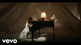 Jayda - Right Lover, Wrong Time (Official Live Piano Performance) Resimi