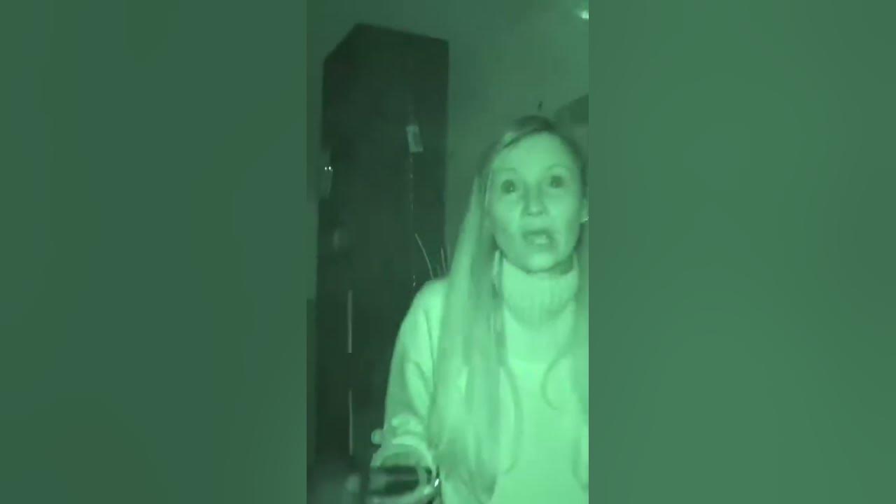 APPARIZIONE DI UN FANTASMA ? pitfamily paranormal fantasmi ghost YouTube APPARIZIONE DI UN FANTASMA ? pitfamily paranormal fantasmi ghost YouTube