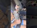 【100均】これ使えば車内でキャップが迷子にならない