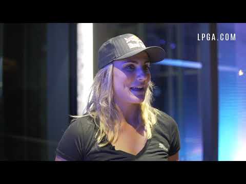 lexi-thompson-unveils-new-2018-red-bull-energy-drink-can