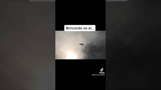 Brincando no ar