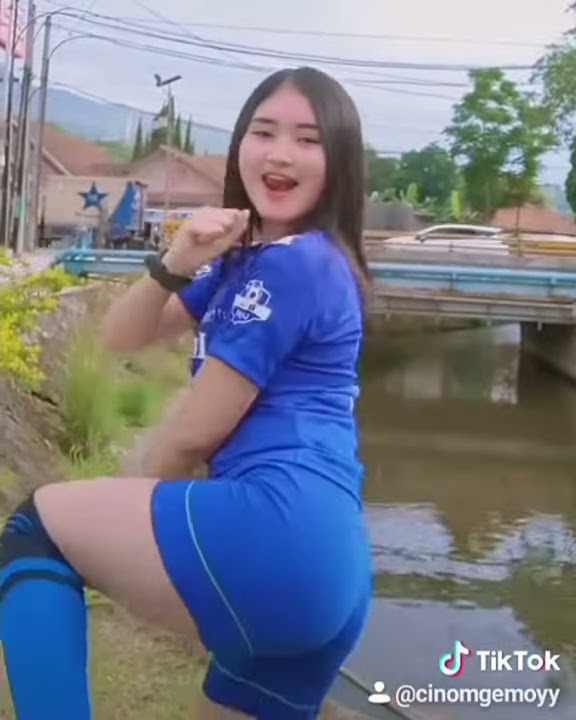 Story WA cewek cantik papi Chulo
