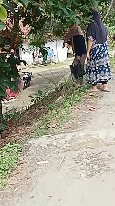 Neng Yanti!! gadis santik pengen Meutis  jampu#shortvideo #shorts #gadiscantik