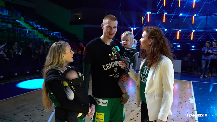 White family is happy with Zalgiris winning the KMT Cup!