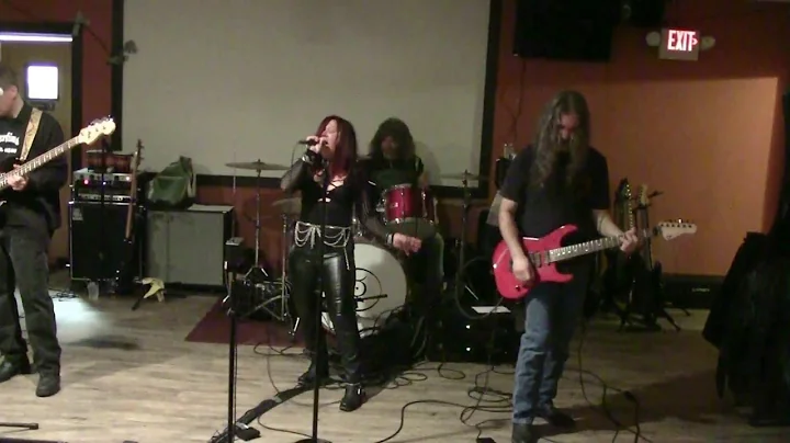 MERCURY RISING "Barracuda" (Heart Cover) at ZUPKO'...