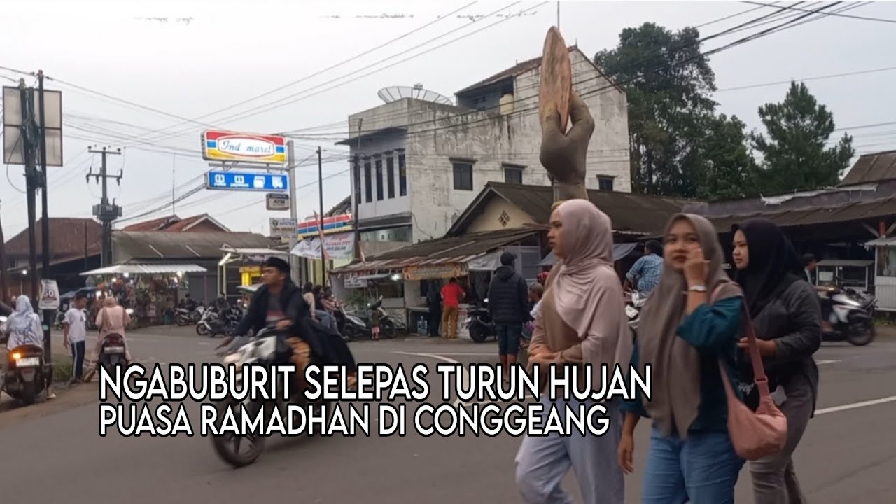 MELIHAT ARUS LALU LINTAS  DI TUGU OPAK CONGGEANG NGABUBURIT HARI KE 12 RAMADHAN, SENIN 02-03-2026