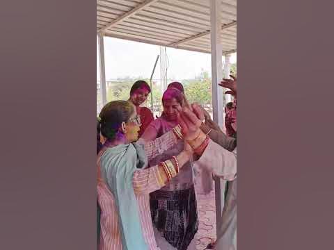 holi me chut phadi